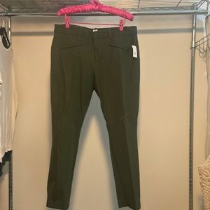 Gap signature skinny ankle size 14 R olive color